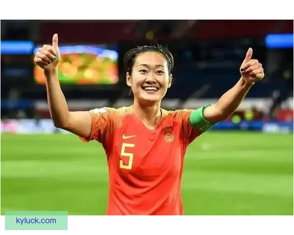 吴海燕哽咽坦言踢一场少一场亚洲杯承载最后冲冠梦想信念不改追逐荣耀